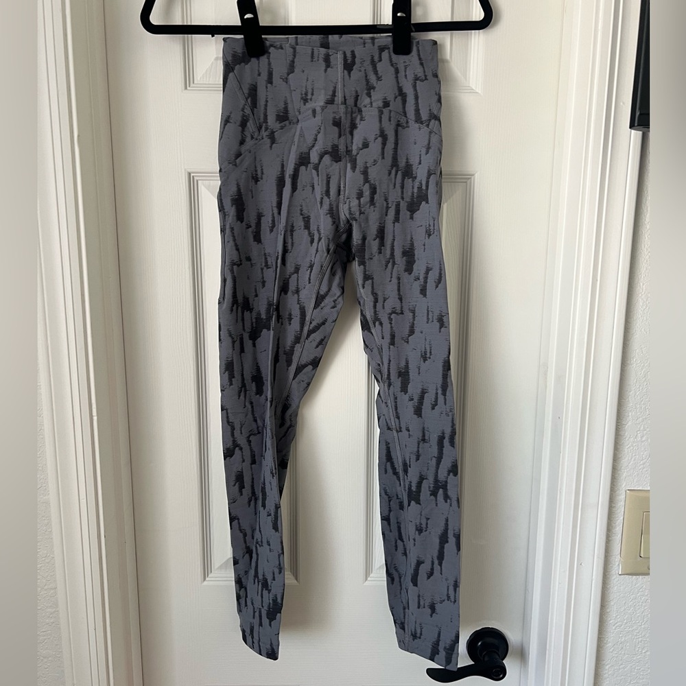 Lululemon Instill crop legging
